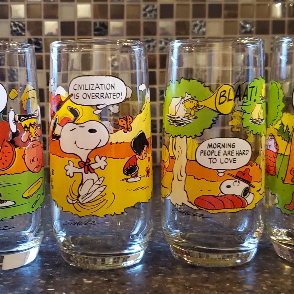 Camp Snoopy Collectible glasses set of 4